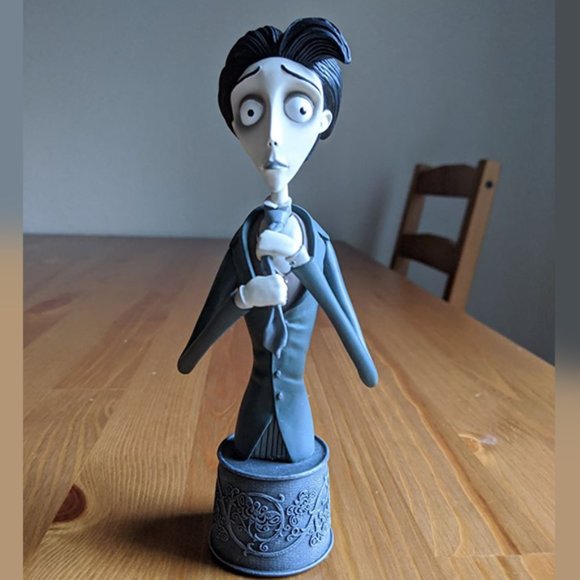 Tim Burton Limited Edition Corpse B | Victor Mini - Picture 4 of 7